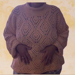 One size 525America pink sweater